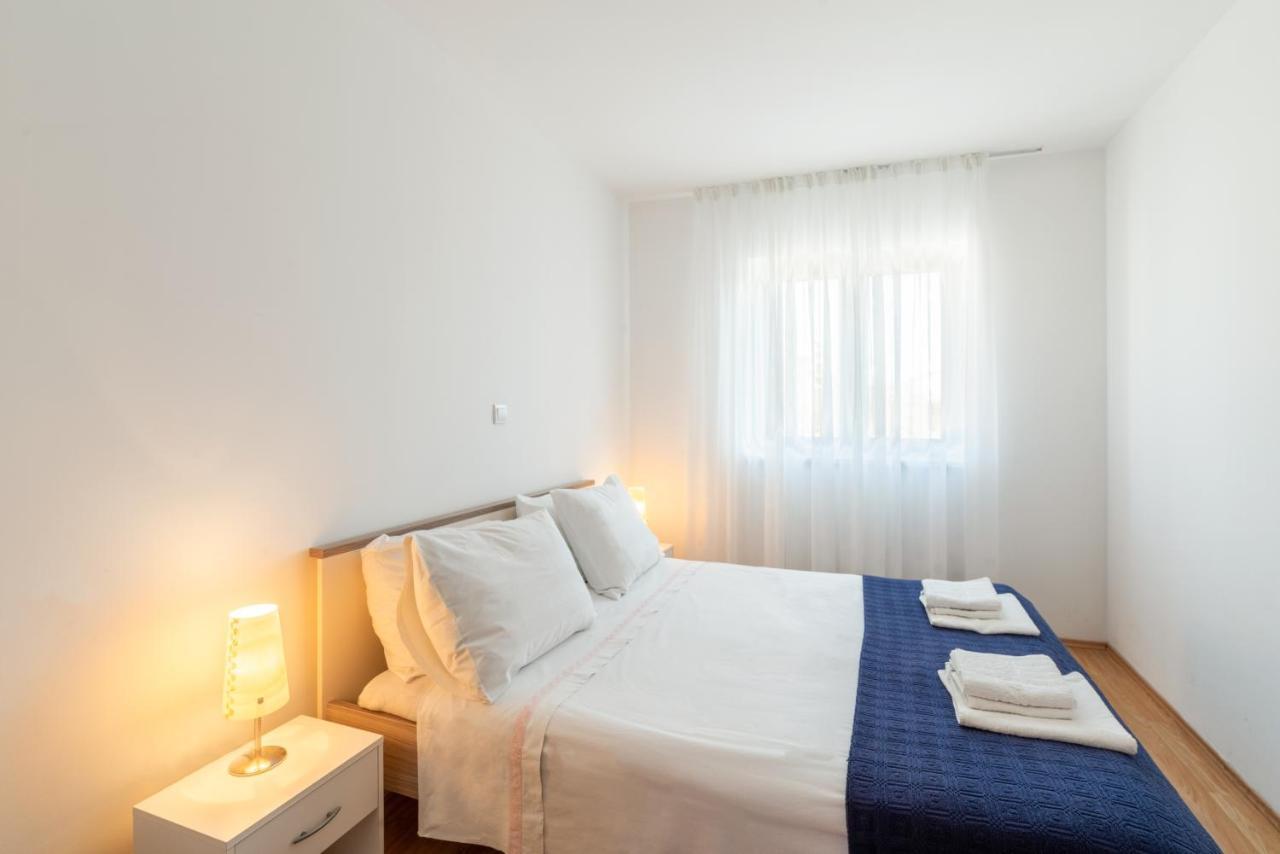 Apartments With A Parking Space Lopar, Rab - 14070 المظهر الخارجي الصورة