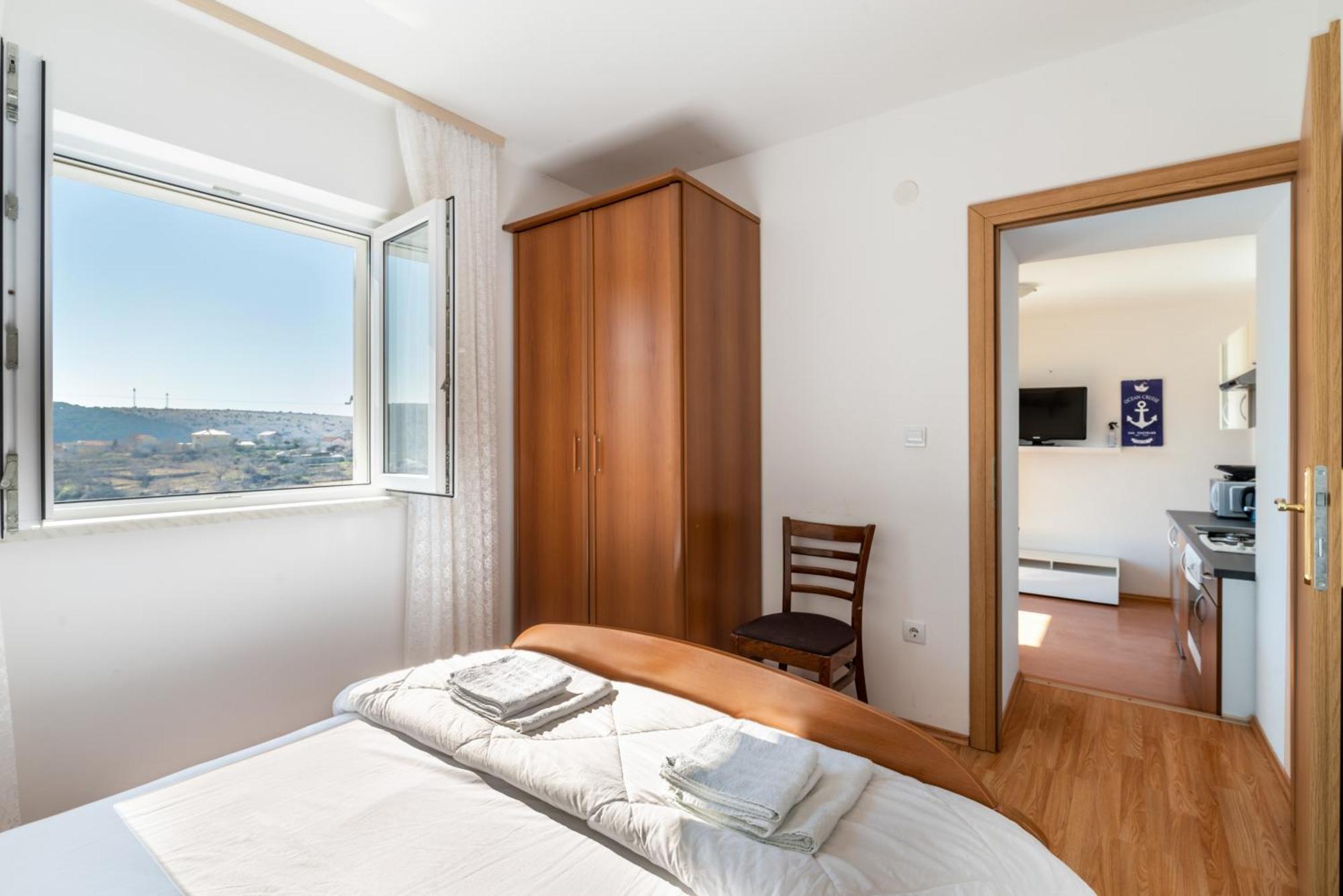 Apartments With A Parking Space Lopar, Rab - 14070 الغرفة الصورة