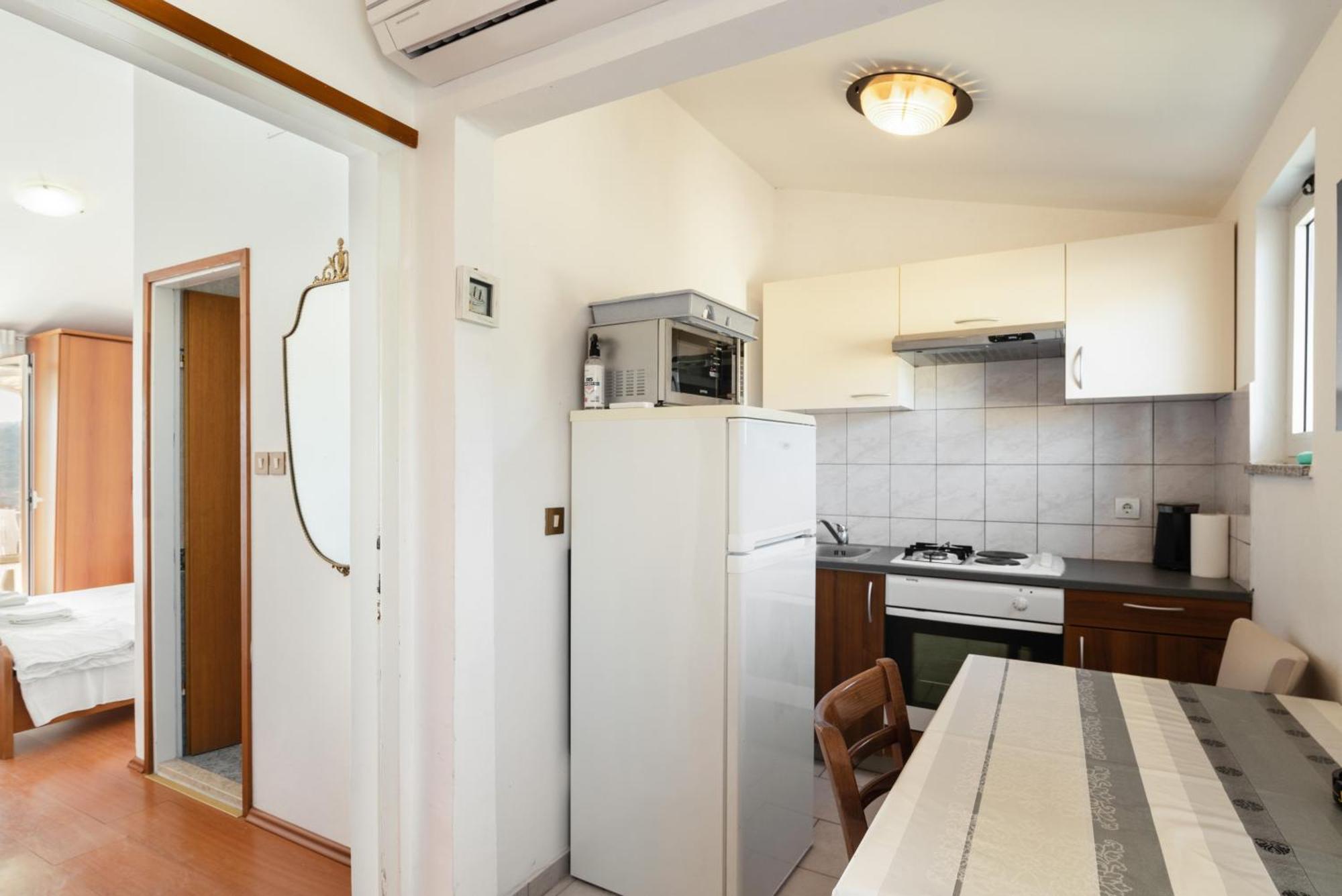 Apartments With A Parking Space Lopar, Rab - 14070 الغرفة الصورة