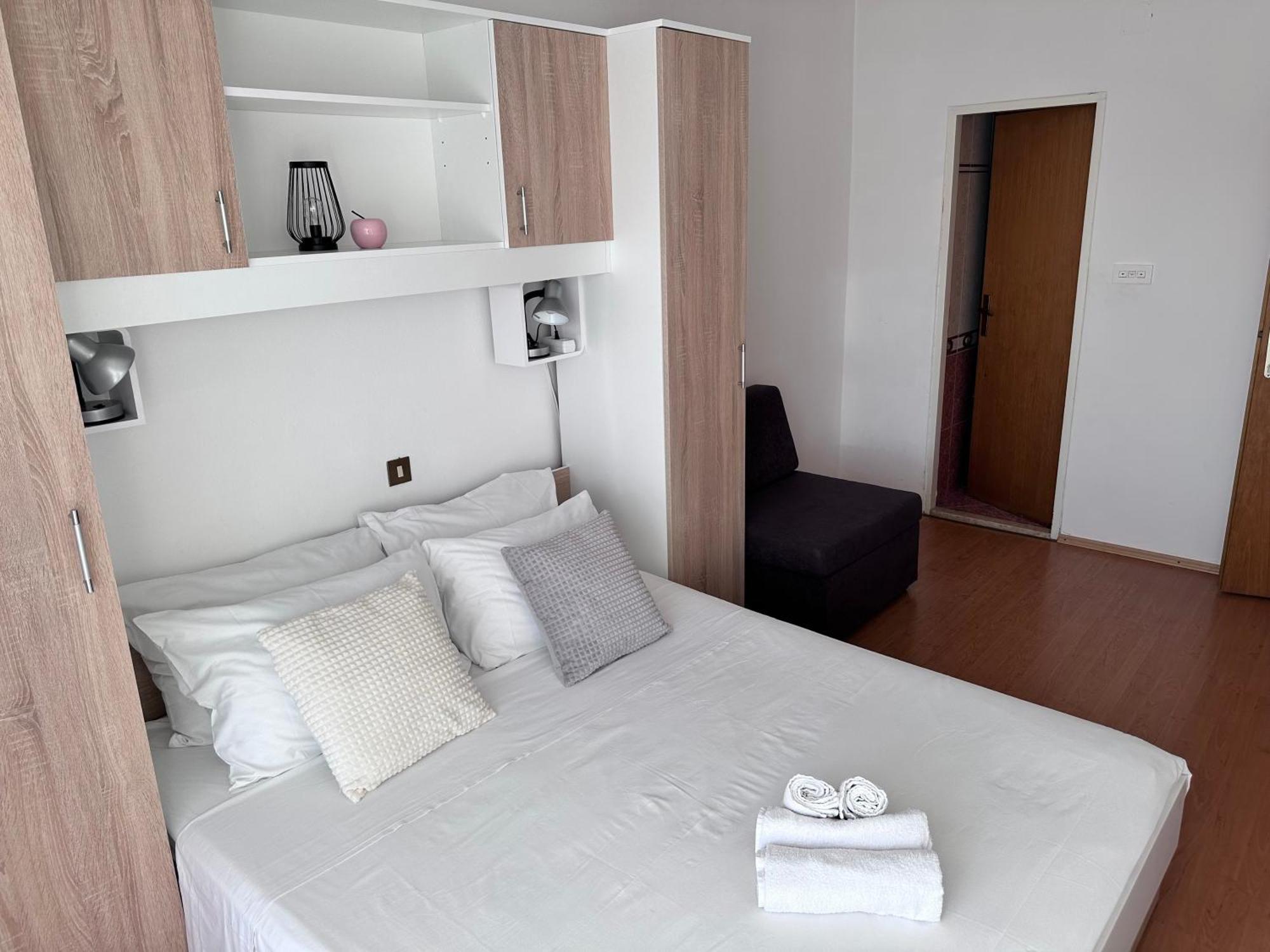 Apartments With A Parking Space Lopar, Rab - 14070 الغرفة الصورة